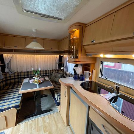 Cozy Caravan เวสมาร์นายาร์ ภายนอก รูปภาพ