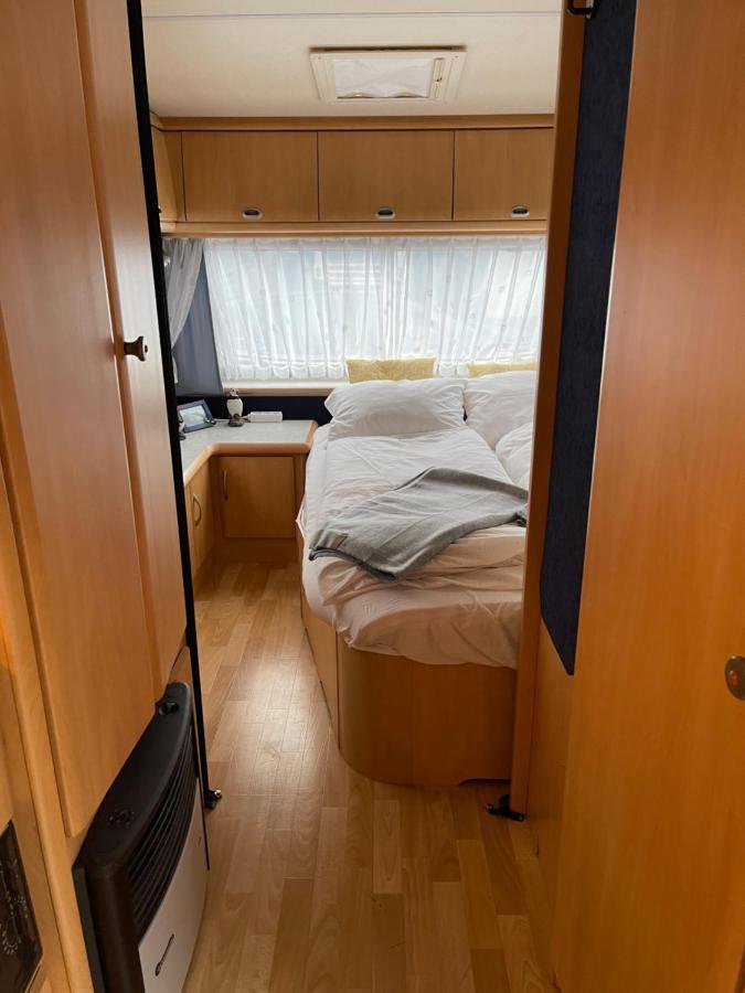 Cozy Caravan เวสมาร์นายาร์ ภายนอก รูปภาพ